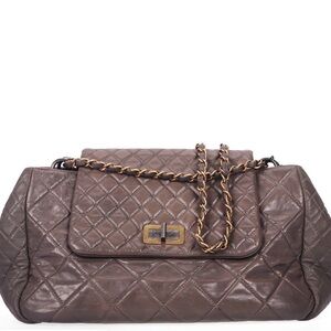 Vintage AUTHENTIC CHANEL CALFSKIN CAVIAR GORG